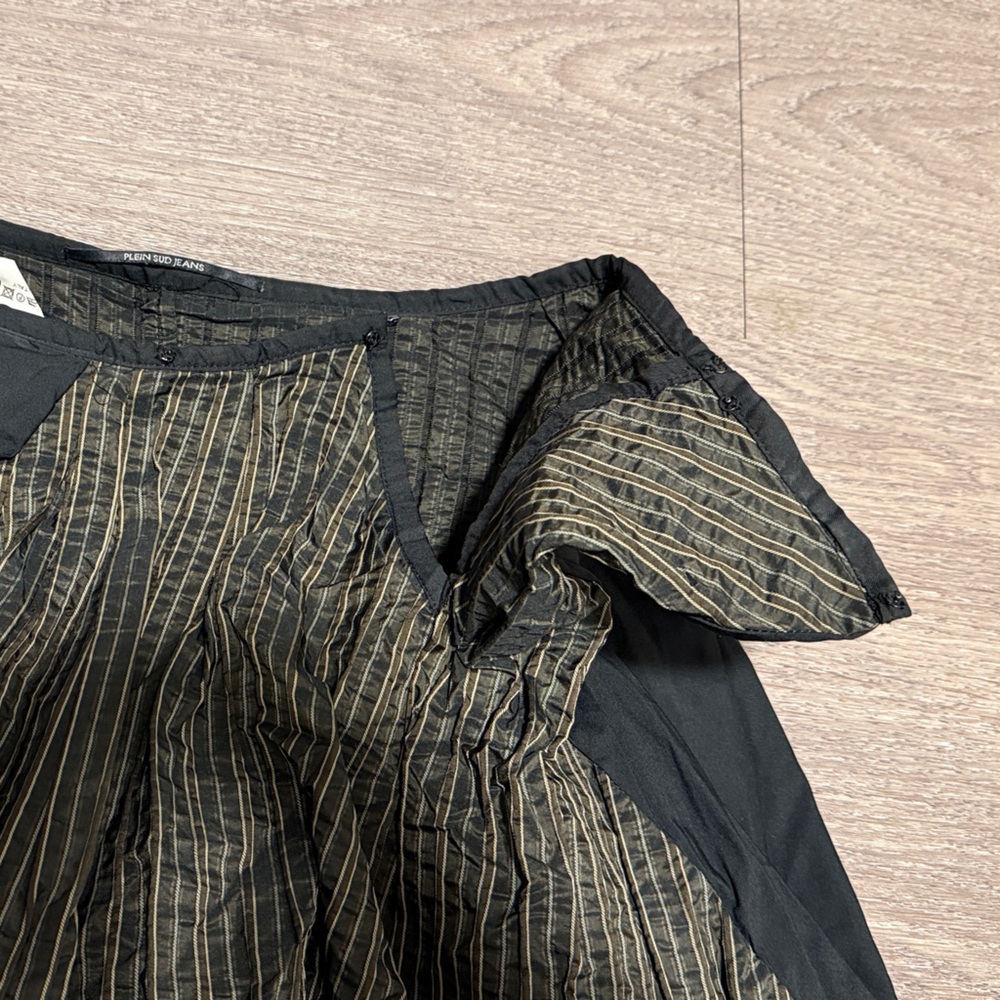 Plein Sud Jeans Women’s Black Skirt with Gold Stripes Layer - Picture 5 of 8